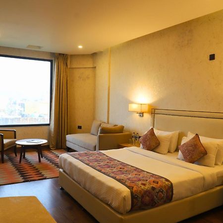 Hotel Natraj Ришикеш Экстерьер фото