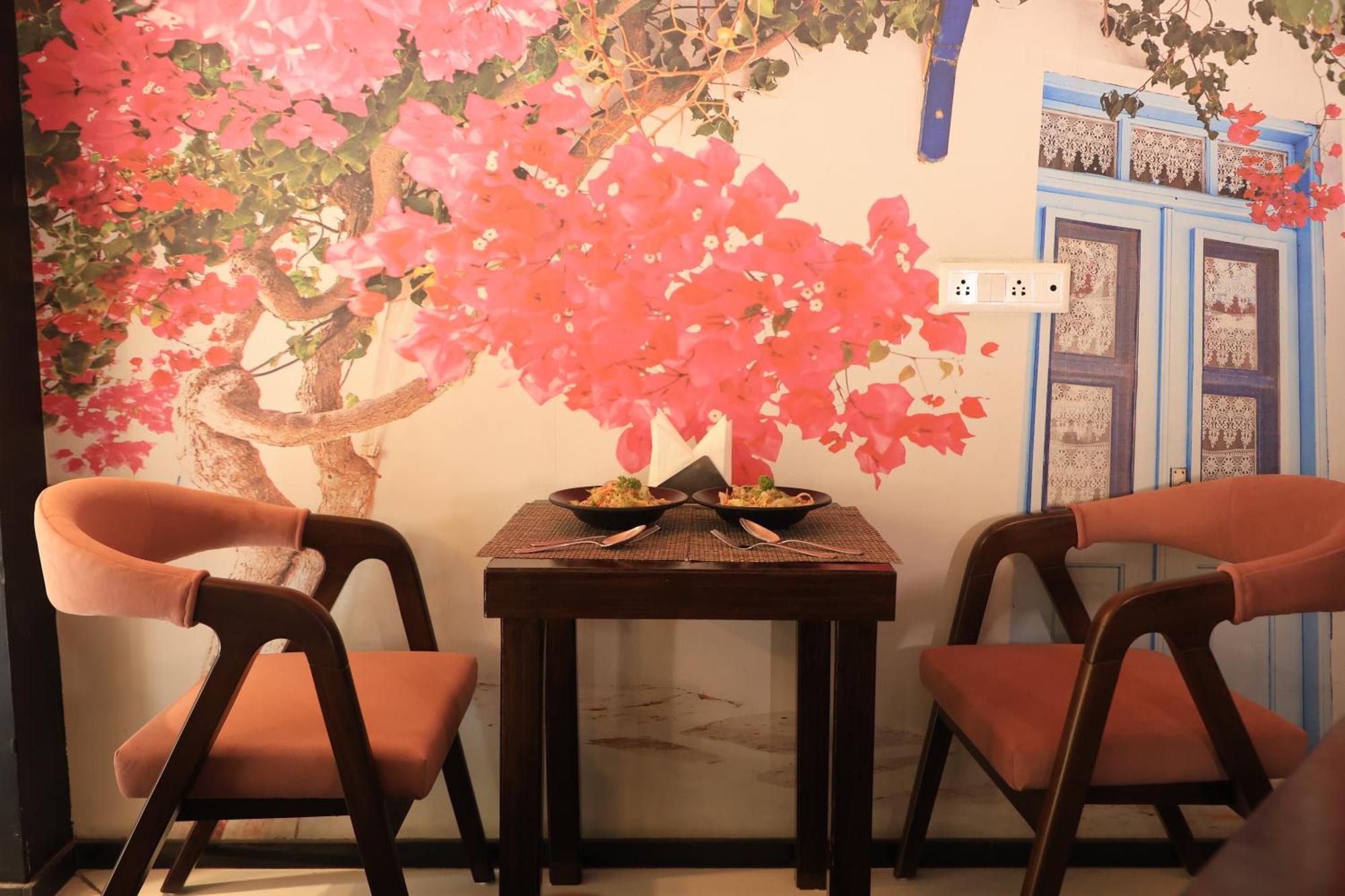 Hotel Natraj Ришикеш Экстерьер фото