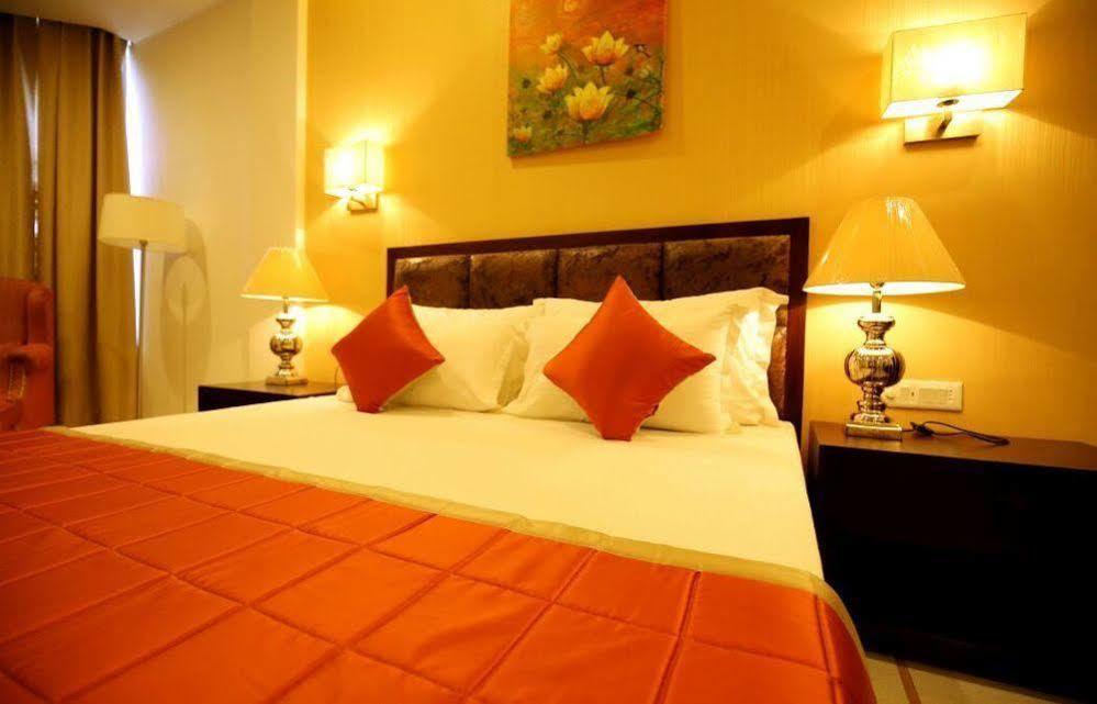 Hotel Natraj Ришикеш Экстерьер фото